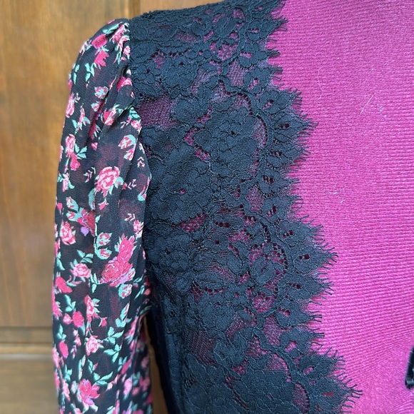 Love and Lemons x Victoria’s Secret Collab Dress Robe - Picture 2 of 6